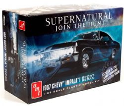 MODÈLE À COLLER - 1967 SUPERNATURAL CHEVY IMPALA 4-PORTES 1/25 NIVEAU 2